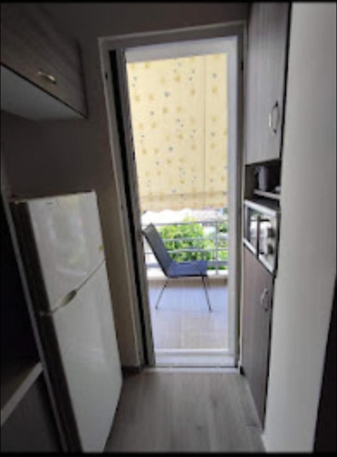 Ferienwohnung Λουτράκι Κέντρο Exterior foto