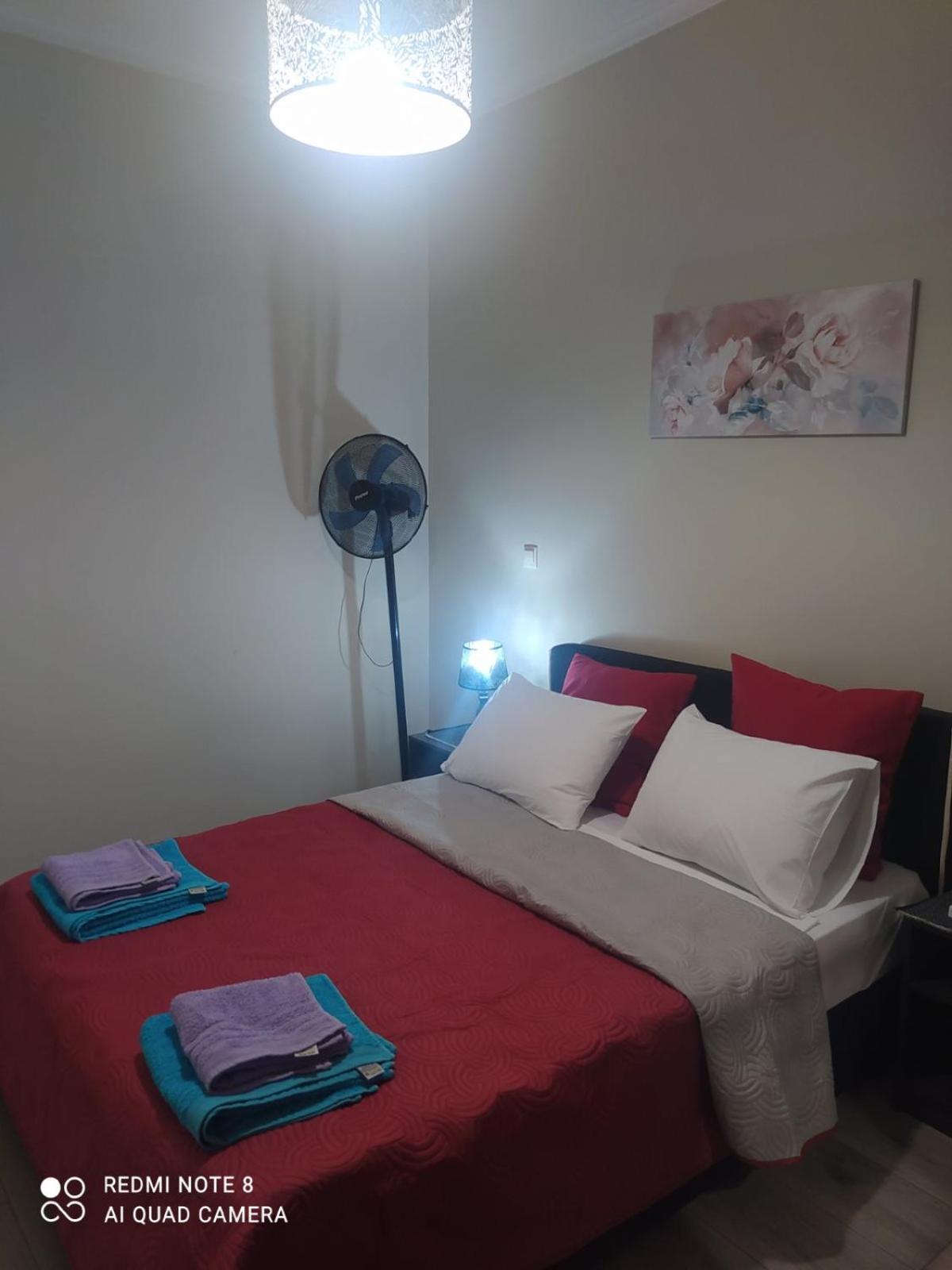 Ferienwohnung Λουτράκι Κέντρο Zimmer foto